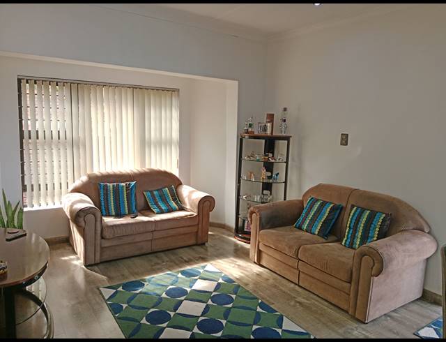 3 BEDROOM FREEHOLD FOR SALE IN RAISETHORPE